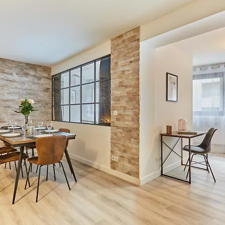 Renove & Clim 2ch 2sdb Tour Eiffel A Pied * Párizs